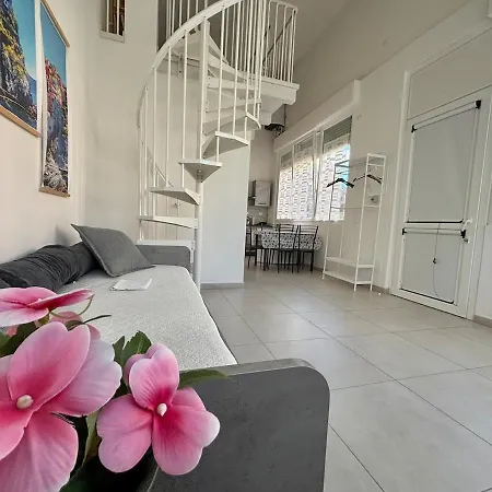 Apartment Loft Ghiara 47 Cinque Terre *